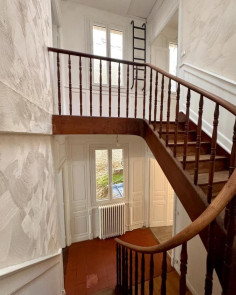 Immeuble en vente &agrave; Auch /  188 m&sup2;